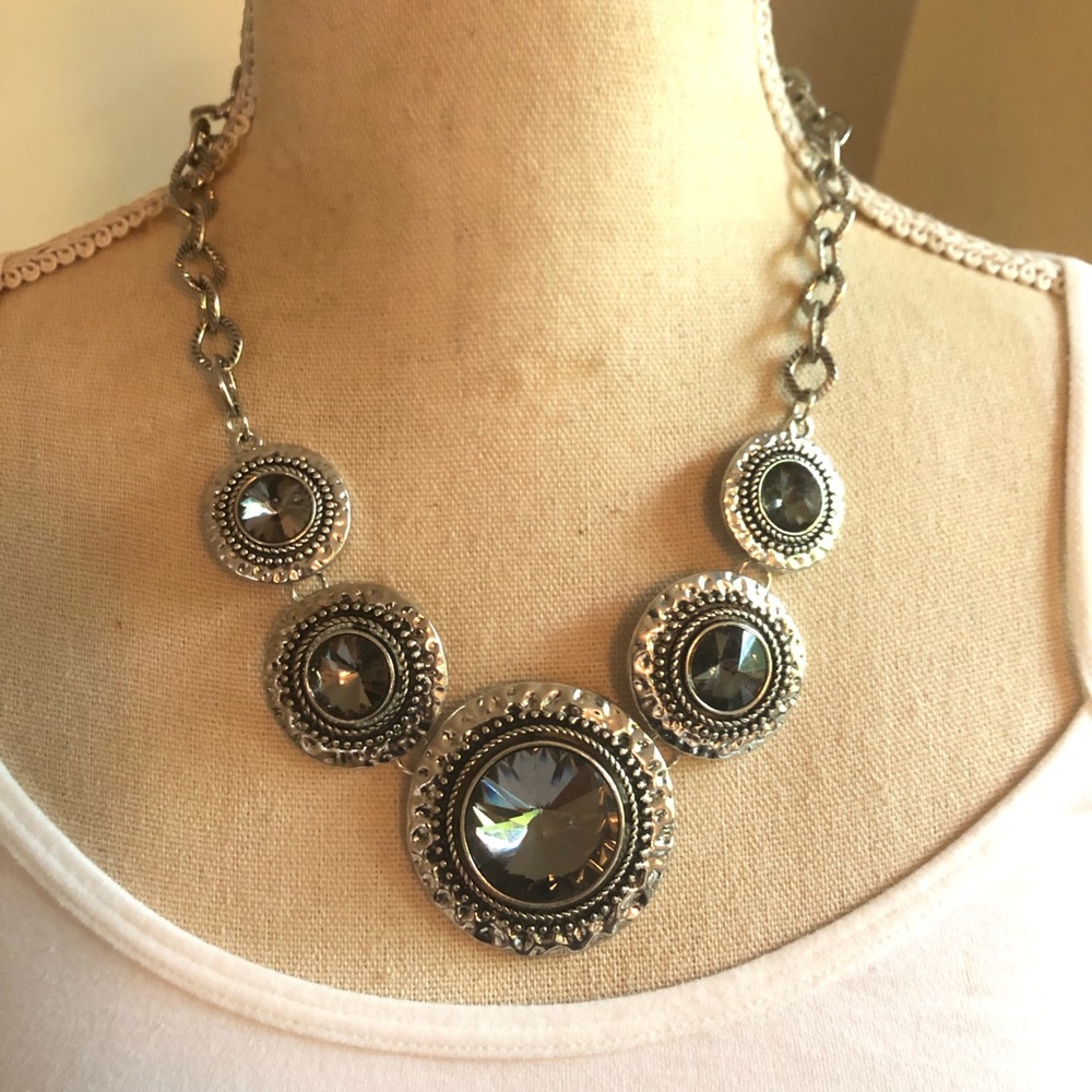 Smoky rivoli stone chunky bold chain necklace